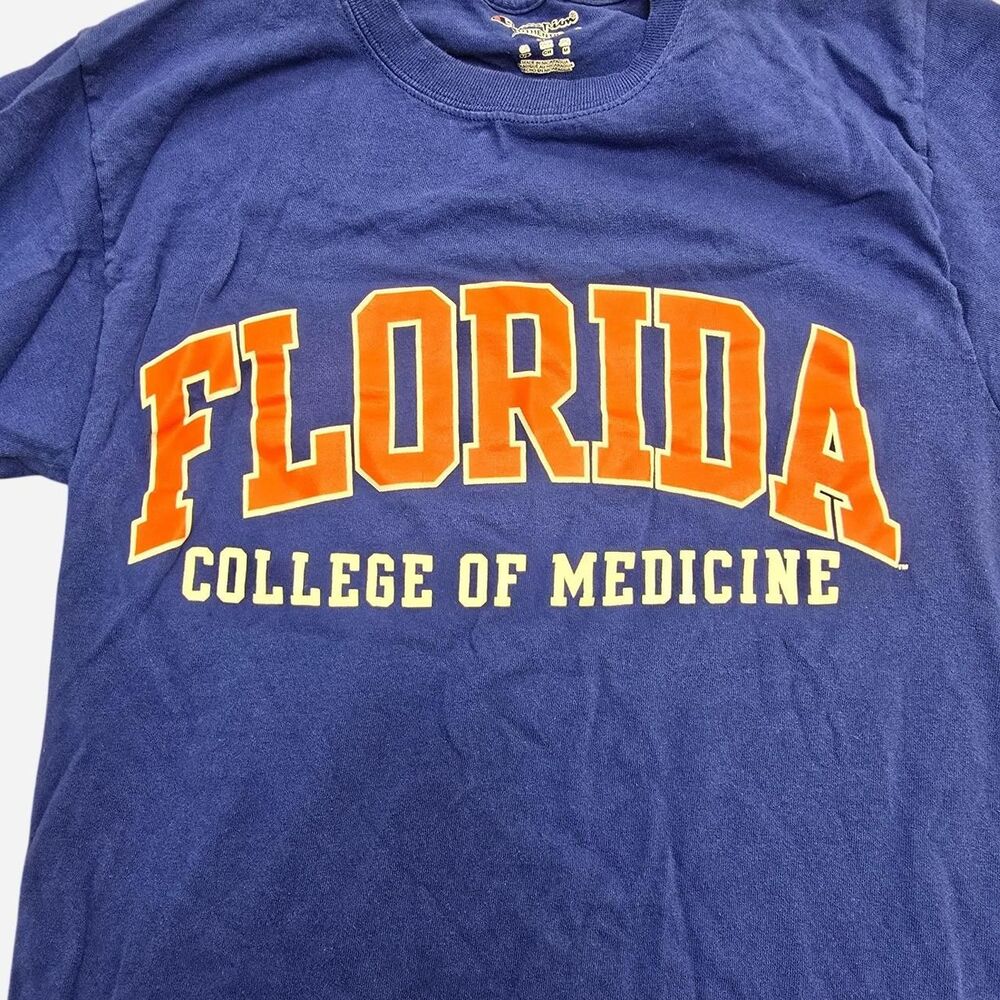 University of Florida College of Medicine Gators T-Shir Size Small unisex